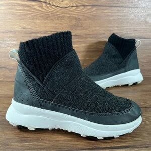 Merrell Cloud Renew Bluff Warm Winter Bootie Boots Shoes Sneakers Women’s Size 7